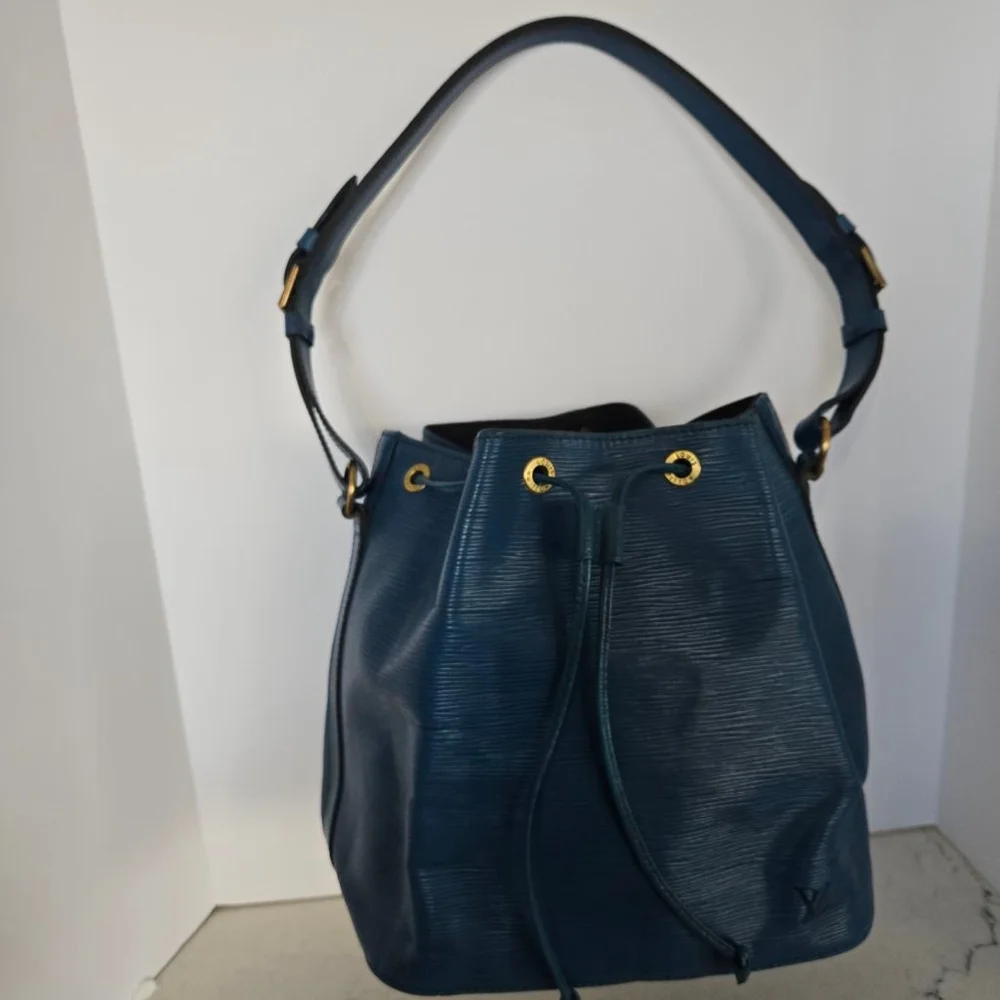 Women's Louis Vuitton Epi Leather Petit Noe Shoulder Bag in Blue - Picture 2 of 15